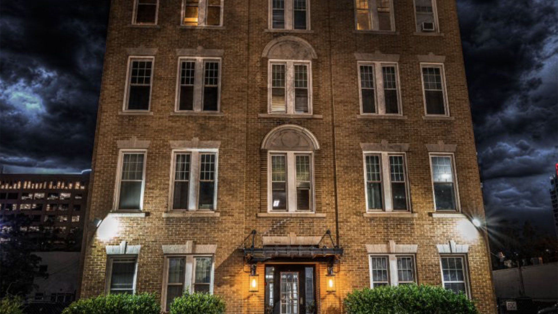 Queen City Ghosts Haunted Walking Tour 01